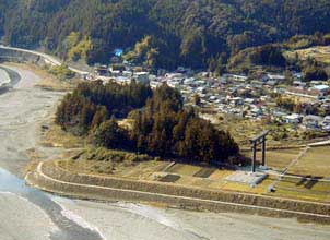 熊野本宮大社旧社地・大斎原