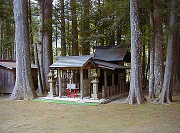 花尻神社社殿