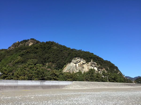 花の窟神社