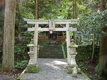 八柱神社