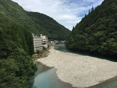 川湯温泉