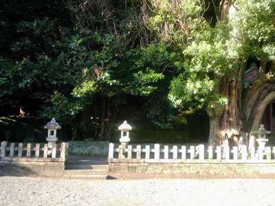 河内神社