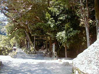 神内神社