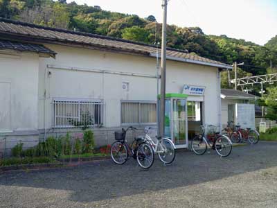 紀伊浦神駅
