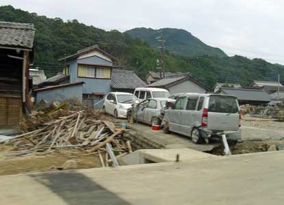 熊野川沿い