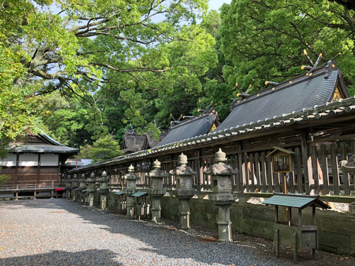 闘鶏神社