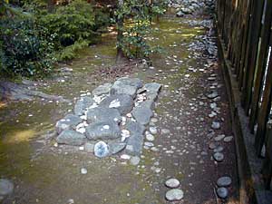 産田神社ひもろぎ