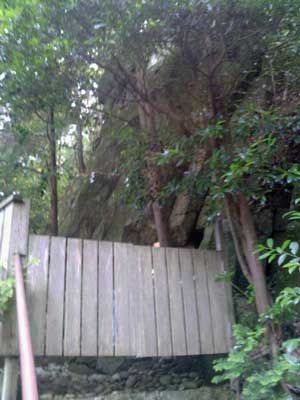 烏止野神社元宮