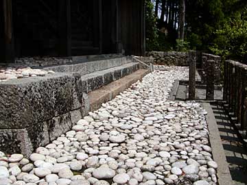 牛鼻神社本殿