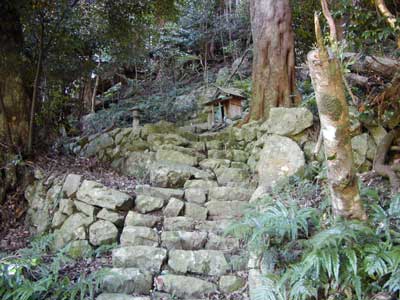 峯の矢倉神社