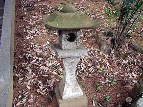 熊野神社石灯籠