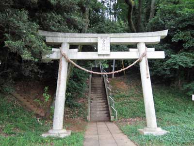 白山神社鳥居