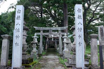 白旗八幡神社鳥居