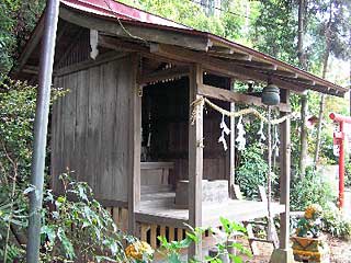 熊野神社覆殿