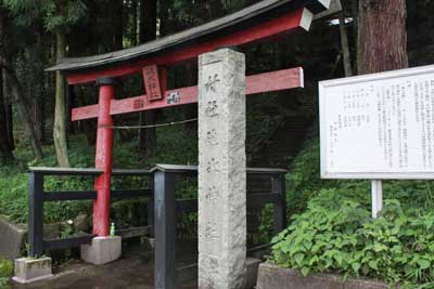 碓氷神社鳥居