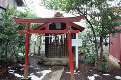 氷川神社境内