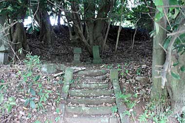 熊野神社境内