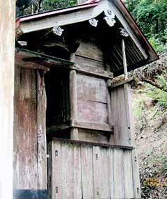 熊野神社本殿