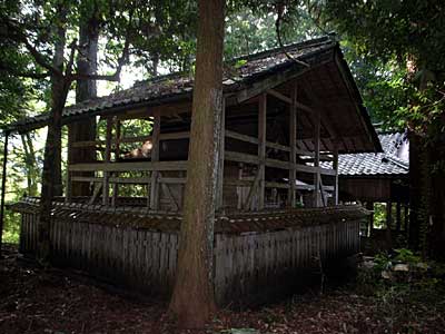 熊野神社本殿