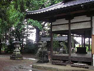 熊野神社境内