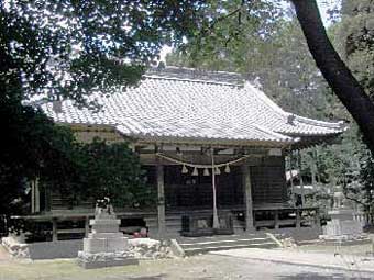 楡山神社拝殿