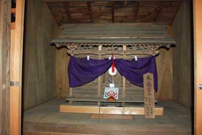 熊野神社拝殿内部