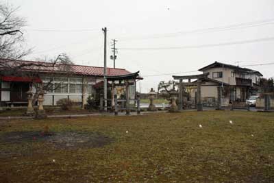 熊野神社境内