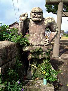 熊野神社仁王像左