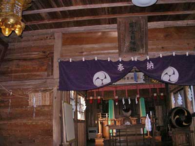 熊野神社拝殿内部