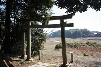 熊野神社境内