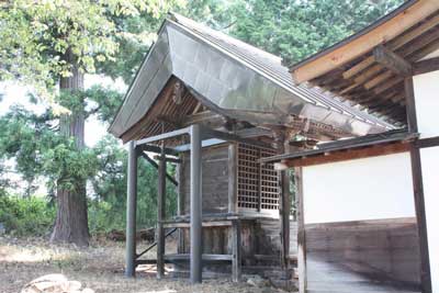 熊野神社本殿