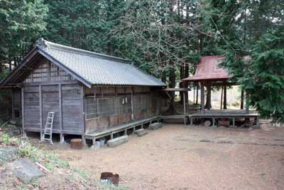 熊野神社拝殿・神楽殿