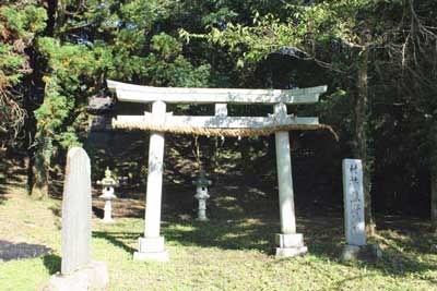 熊野神社鳥居