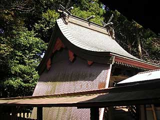 三熊神社本殿