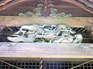 龍の彫り物