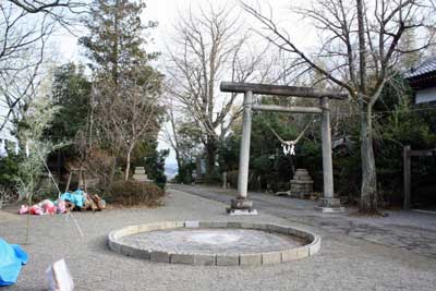 熊野神社境内