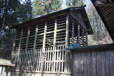 熊野神社本殿覆屋