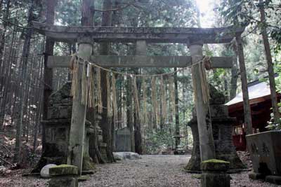 熊野神社鳥居