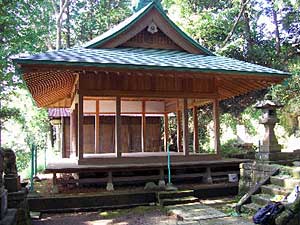 熊野神社境内