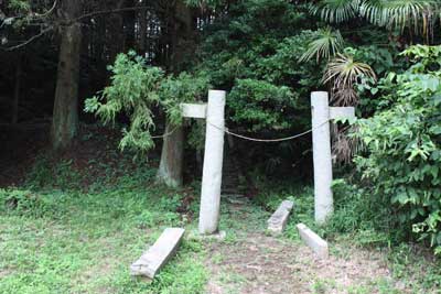 熊野神社鳥居