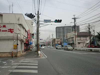 馬絹神社前信号