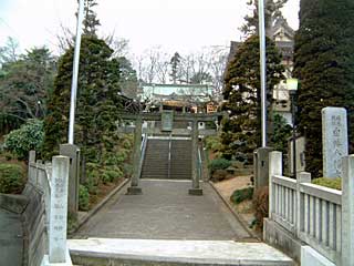 白幡八幡大神一の鳥居