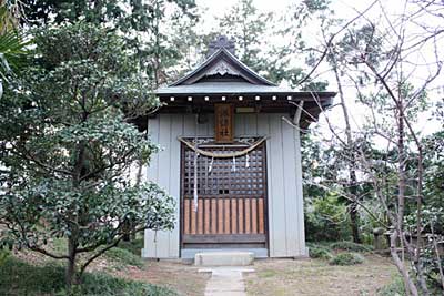 諏訪神社拝殿