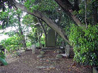 熊野神社境内