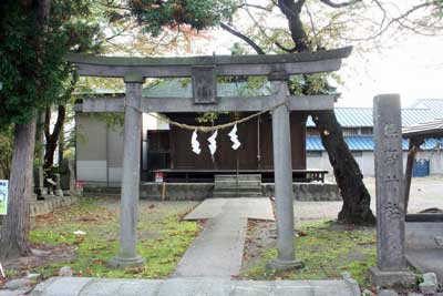 熊野神社鳥居