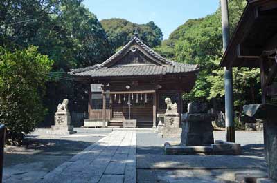 鷹見神社本殿