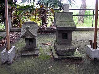 熊野神社石祠