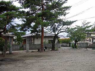 熊野神社境内