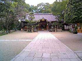 杭全神社拝殿