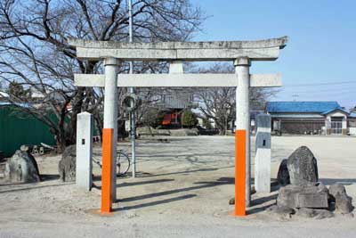 熊野神社鳥居